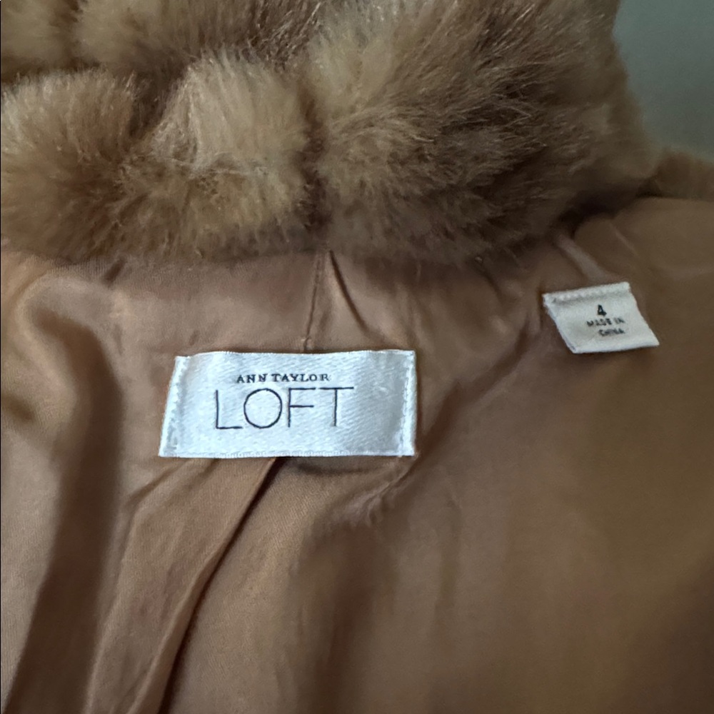 LOFT Tan Faux Fur Jacket - Picture 4 of 9